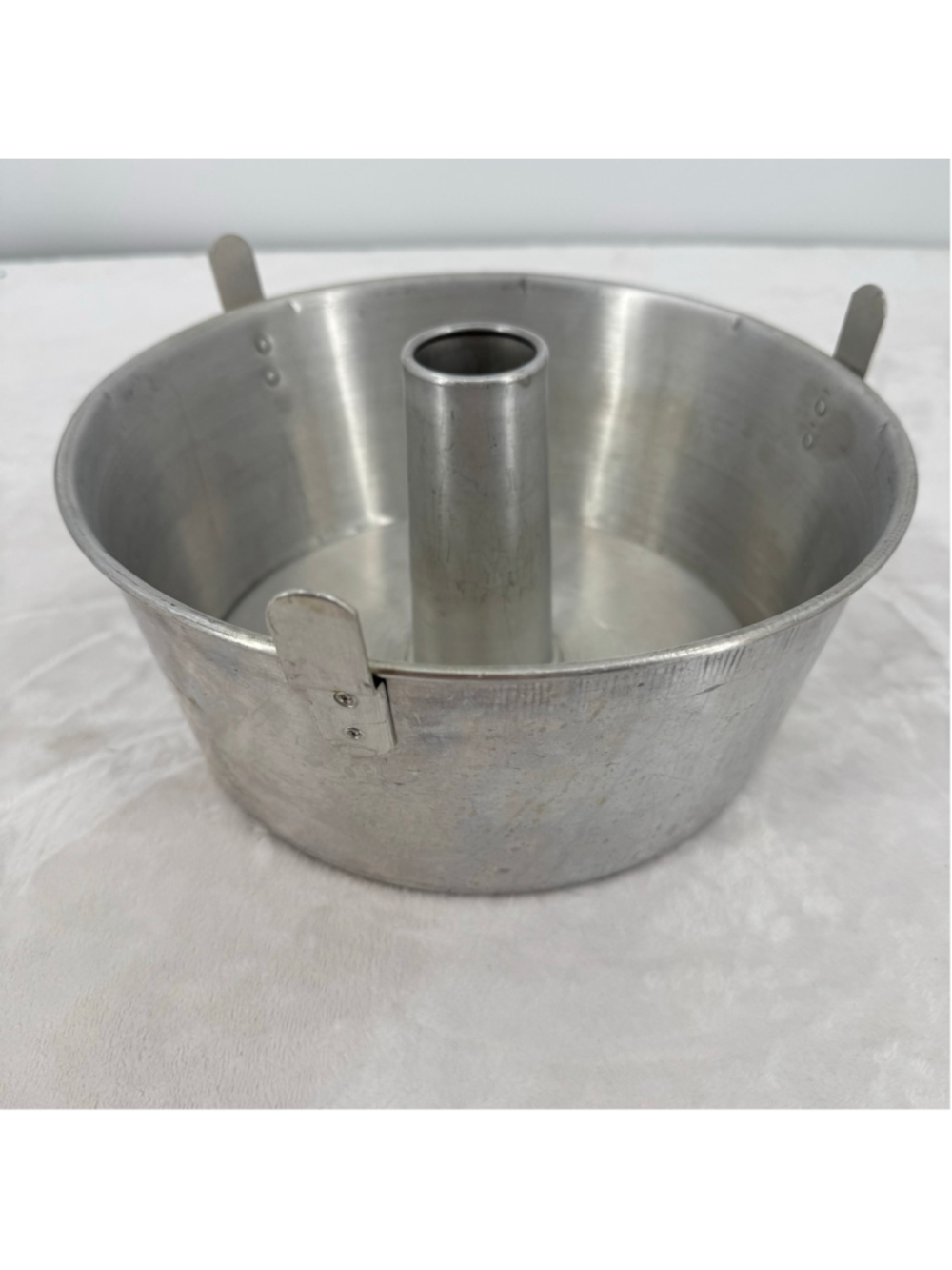 Vintage Tube Pan Angel Food Cake Pan Removable Bottom Cooling Tabs Aluminum